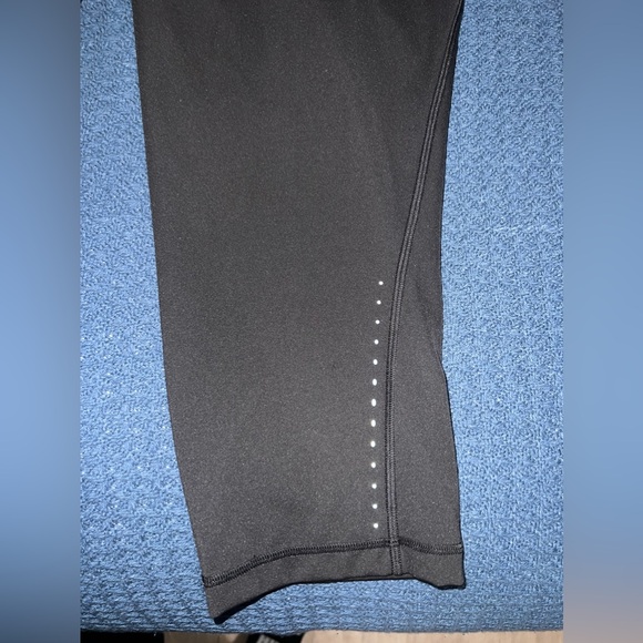 Lululemon Swift Speed High-Rise Crop 21” leggings - Picture 4 of 6